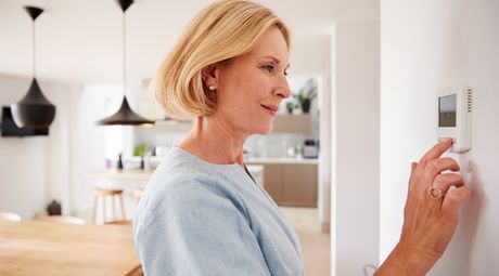 Afbeelding bij de poll: Ik wil liever met eigen installatie(s) mijn huis verwarmen dan aansluiten op een warmtenet