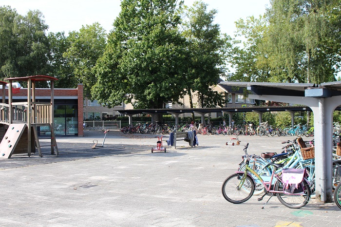 Het schoolplein van basisschool De Meent